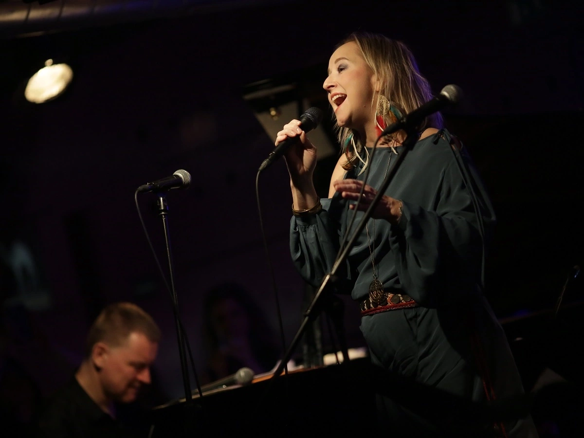 JAZZ ON THE ROOF:Veronika Vítová Trio