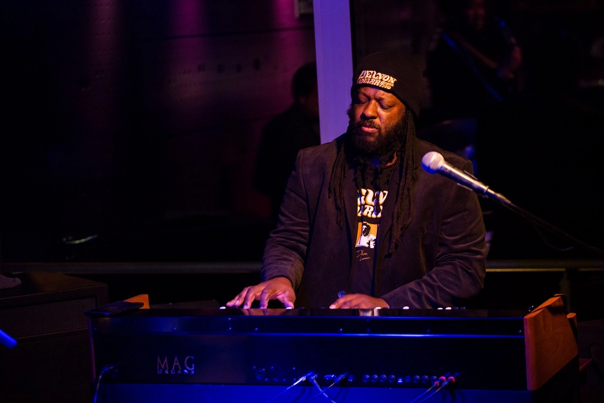 Foto & Video: Delvon Lamarr Organ Trio